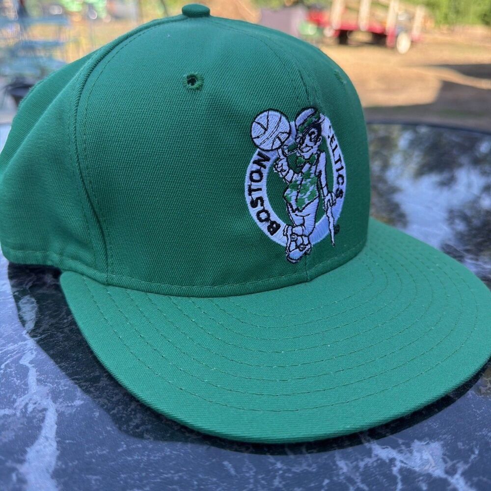 VTG NBA Boston Celtics Men’s Snapback Leprechaun Logo Cap Green Trucker Hat USA